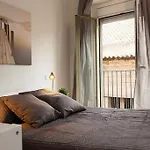 Centrico Estudio Zona Ramblas 22